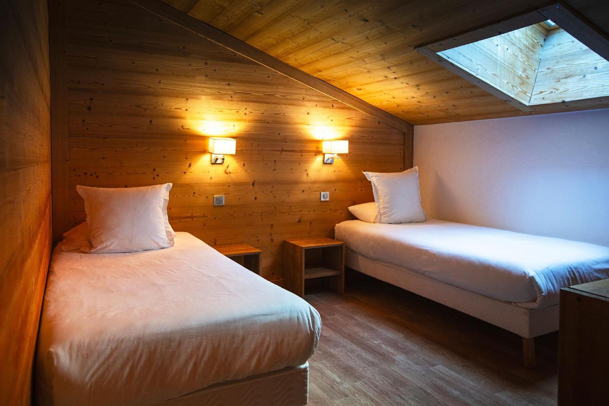 Hotel Alpen Roc La Clusaz Esterno foto